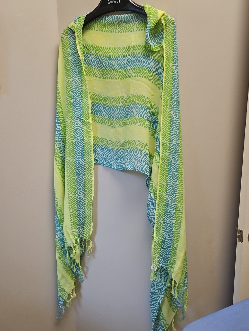 NWT Crown & Ivy Blue and Green Lightweight BEACH Cover Up w/hood